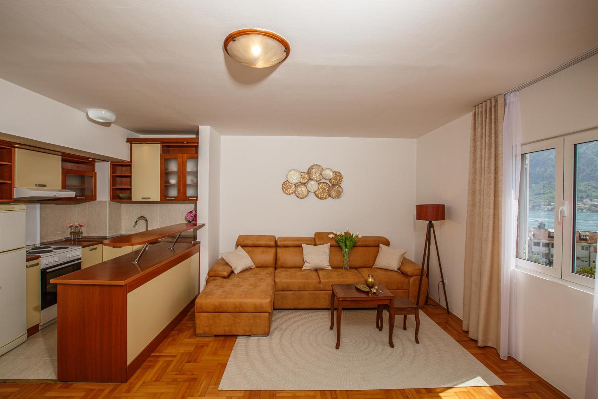 Soul Of The Kotor Bay Appartement *